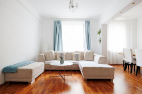 Operastreet City-Center Premium Apartment